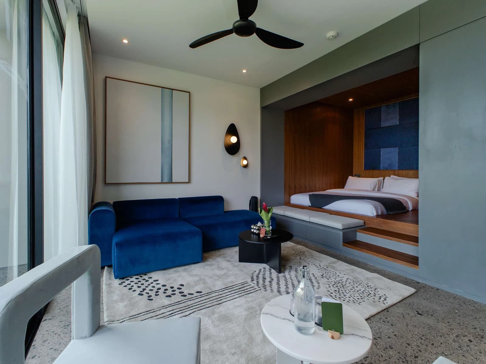 Ecoverse Studio T1